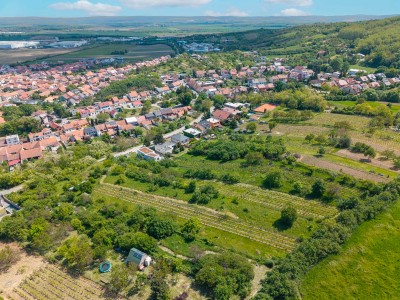 stavebni-pozemek-brno-blucina-11